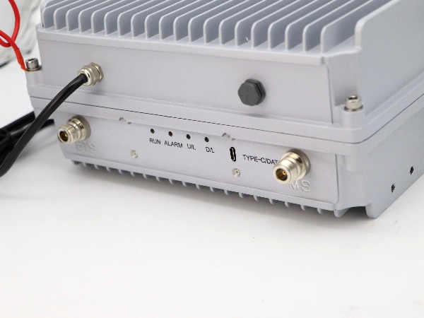 kw40b mobile signal repeater